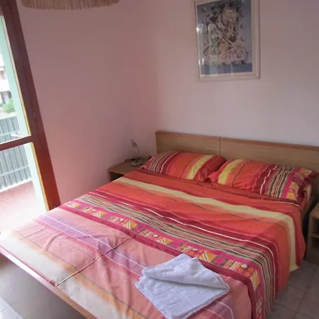 In Stunning Appartement Bibione