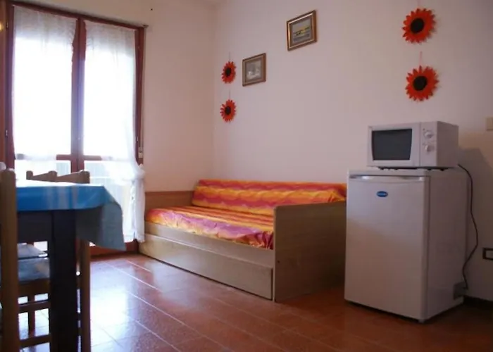 In Stunning Appartement *